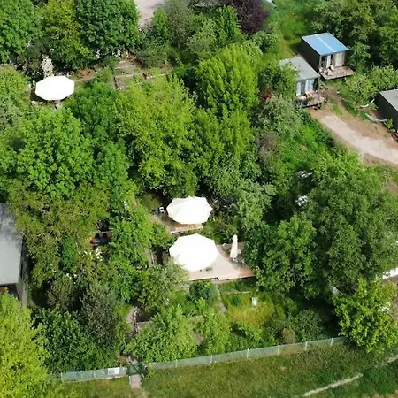 Vakantiehuis Domy W Ogrodzie - Riverfront Cabins Poznań