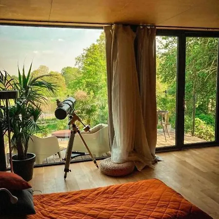 Domy W Ogrodzie - Riverfront Cabins Vakantiehuis