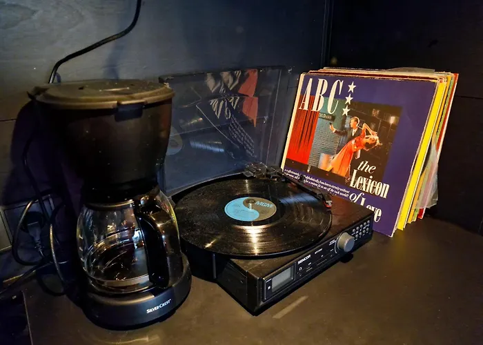 別荘 W Ogrodzie - Riverfront ポズナン