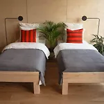 W Ogrodzie - Riverfront Holiday home Poznan