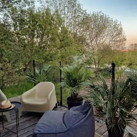 Domy W Ogrodzie - Riverfront Cabins * Poznan