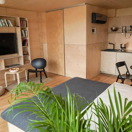 W Ogrodzie - Riverfront Holiday home