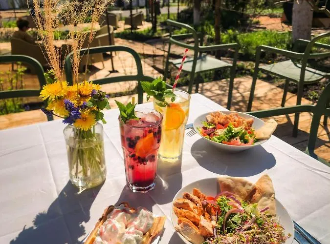 W Ogrodzie - Riverfront Holiday home Poznan