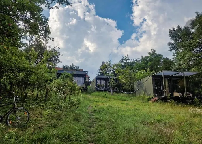 W Ogrodzie - Riverfront Holiday home